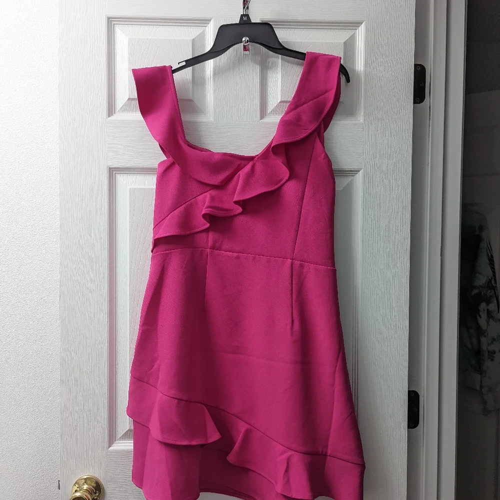 Express Ruffle Off-Shoulder Dress - Picture 3 of 3